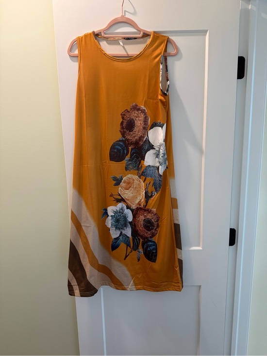 Dresses & Skirts - Women’s Midi Dress in Mustard Floral - Unbranded NEVER WORN